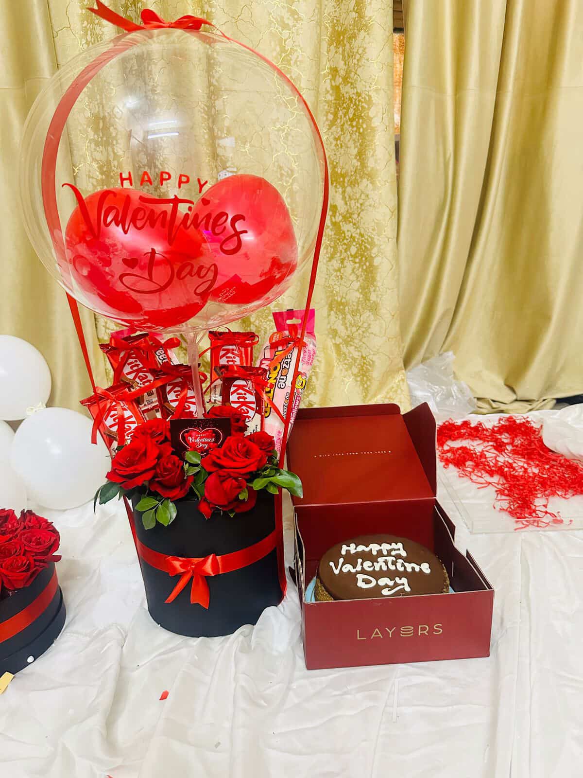 Valentine Flower & Chocolate Gift Box